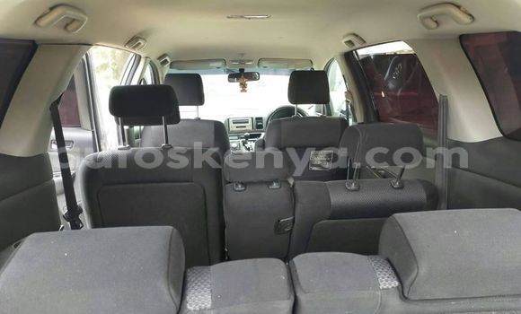 Oofamaa Toyota Wish Silver Makiinaa iti Thika keessatti Nairobi keessatti Oofamaa Toyota Wish Silver Makiinaa iti Thika keessatti Nairobi keessatti