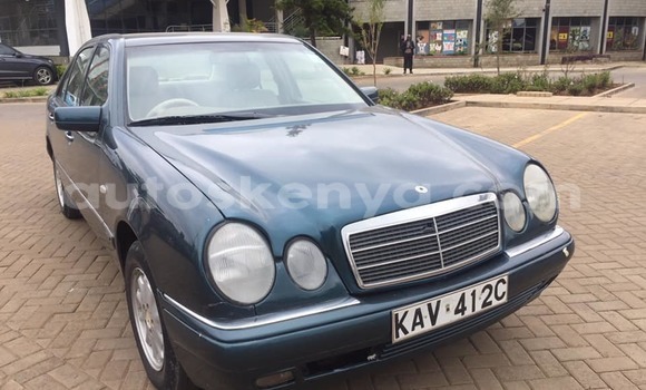 Nunua Ilio tumika Mercedes‒Benz E–Class Bluu Gari ndani ya Nairobi nchini Nairobi Nunua Ilio tumika Mercedes‒Benz E–Class Bluu Gari ndani ya Nairobi nchini Nairobi