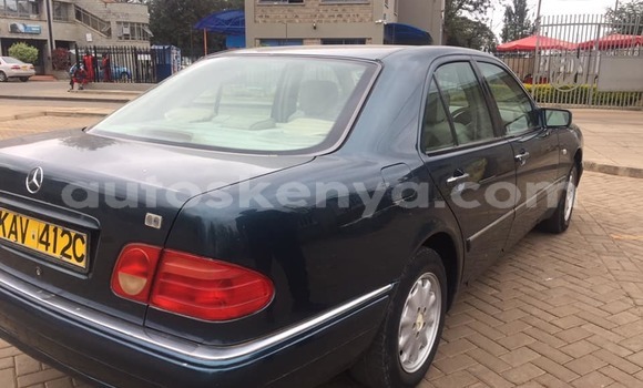 Buy Used Mercedes‒Benz E–Class Blue Car in Nairobi in Nairobi Buy Used Mercedes‒Benz E–Class Blue Car in Nairobi in Nairobi