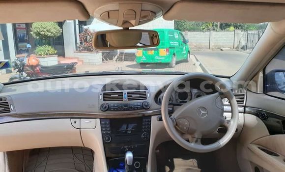 Buy Used Mercedes‒Benz E–Class Blue Car in Nairobi in Nairobi Buy Used Mercedes‒Benz E–Class Blue Car in Nairobi in Nairobi