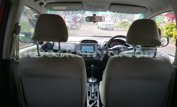 Oofamaa Honda Fit Red Makiinaa iti Nairobi keessatti Nairobi keessatti Oofamaa Honda Fit Red Makiinaa iti Nairobi keessatti Nairobi keessatti