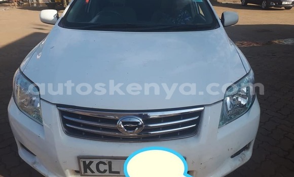 Buy Used Toyota Axio White Car in Nairobi in Nairobi
