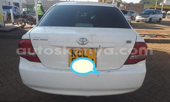 Oofamaa Toyota Axio White Makiinaa iti Nairobi keessatti Nairobi keessatti Oofamaa Toyota Axio White Makiinaa iti Nairobi keessatti Nairobi keessatti