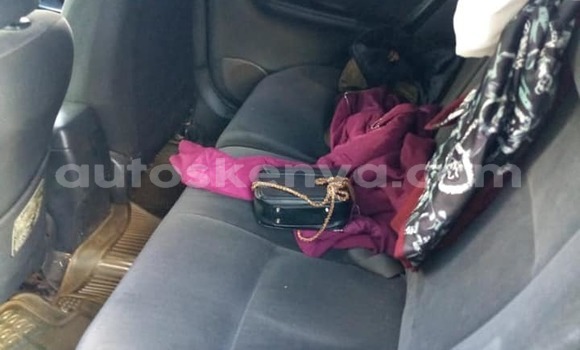 Oofamaa Toyota Fielder Silver Makiinaa iti Nairobi keessatti Nairobi keessatti Oofamaa Toyota Fielder Silver Makiinaa iti Nairobi keessatti Nairobi keessatti