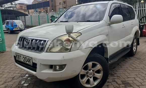 Buy Used Toyota Land Cruiser Prado White Car in Nairobi in Nairobi Buy Used Toyota Land Cruiser Prado White Car in Nairobi in Nairobi