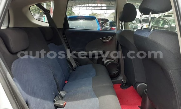 Oofamaa Honda Fit Silver Makiinaa iti Nairobi keessatti Nairobi keessatti Oofamaa Honda Fit Silver Makiinaa iti Nairobi keessatti Nairobi keessatti