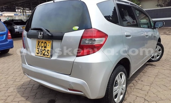 Oofamaa Honda Fit Silver Makiinaa iti Nairobi keessatti Nairobi keessatti Oofamaa Honda Fit Silver Makiinaa iti Nairobi keessatti Nairobi keessatti