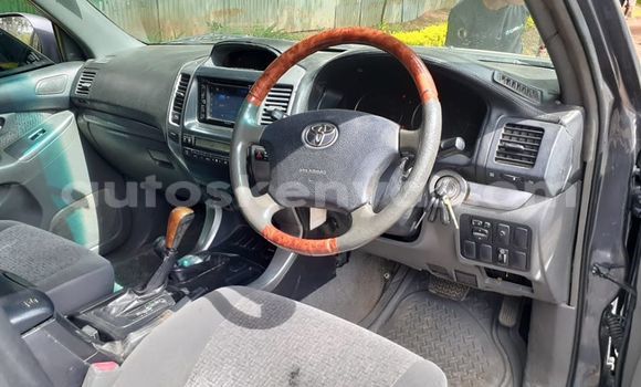 Nunua Ilio tumika Toyota Land Cruiser Prado Bluu Gari ndani ya Nairobi nchini Nairobi Nunua Ilio tumika Toyota Land Cruiser Prado Bluu Gari ndani ya Nairobi nchini Nairobi