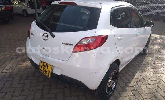Nunua Ilio tumika Mazda Demio Nyeupe Gari ndani ya Nairobi nchini Nairobi Nunua Ilio tumika Mazda Demio Nyeupe Gari ndani ya Nairobi nchini Nairobi