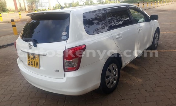 Oofamaa Toyota Fielder White Makiinaa iti Nairobi keessatti Nairobi keessatti Oofamaa Toyota Fielder White Makiinaa iti Nairobi keessatti Nairobi keessatti