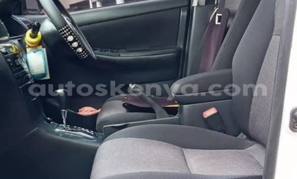 Oofamaa Toyota Fielder White Makiinaa iti Nairobi keessatti Nairobi keessatti Oofamaa Toyota Fielder White Makiinaa iti Nairobi keessatti Nairobi keessatti