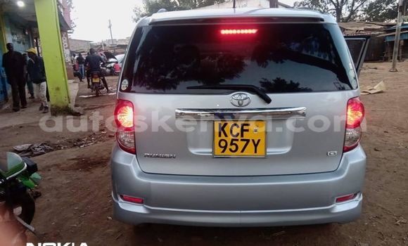 Oofamaa Toyota Corolla Rumion Silver Makiinaa iti Thika keessatti Nairobi keessatti Oofamaa Toyota Corolla Rumion Silver Makiinaa iti Thika keessatti Nairobi keessatti