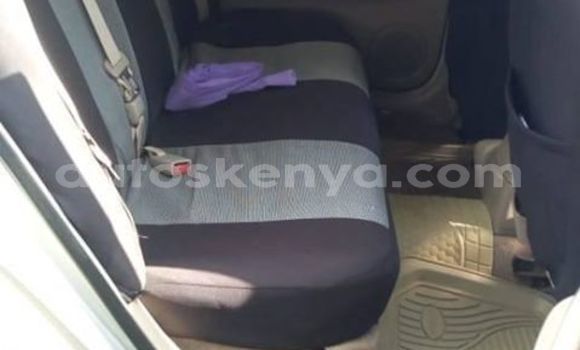 Oofamaa Toyota Premio Silver Makiinaa iti Nairobi keessatti Nairobi keessatti Oofamaa Toyota Premio Silver Makiinaa iti Nairobi keessatti Nairobi keessatti