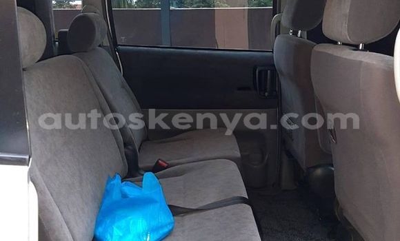 Oofamaa Toyota Noah Silver Makiinaa iti Nairobi keessatti Nairobi keessatti Oofamaa Toyota Noah Silver Makiinaa iti Nairobi keessatti Nairobi keessatti