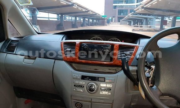 Oofamaa Toyota Noah Silver Makiinaa iti Nairobi keessatti Nairobi keessatti Oofamaa Toyota Noah Silver Makiinaa iti Nairobi keessatti Nairobi keessatti