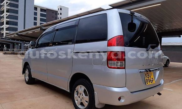Oofamaa Toyota Noah Silver Makiinaa iti Nairobi keessatti Nairobi keessatti Oofamaa Toyota Noah Silver Makiinaa iti Nairobi keessatti Nairobi keessatti
