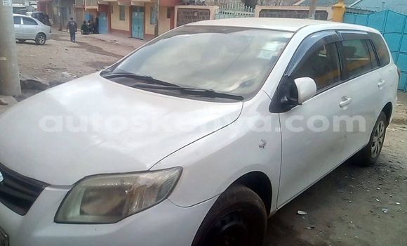 Oofamaa Toyota Fielder White Makiinaa iti Thika keessatti Nairobi keessatti Oofamaa Toyota Fielder White Makiinaa iti Thika keessatti Nairobi keessatti