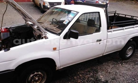 Oofamaa Nissan Safari White Makiinaa iti Thika keessatti Nairobi keessatti Oofamaa Nissan Safari White Makiinaa iti Thika keessatti Nairobi keessatti