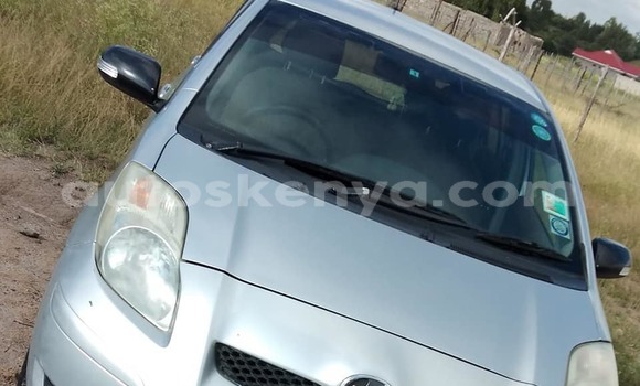 Oofamaa Toyota Vitz Silver Makiinaa iti Nairobi keessatti Nairobi keessatti Oofamaa Toyota Vitz Silver Makiinaa iti Nairobi keessatti Nairobi keessatti