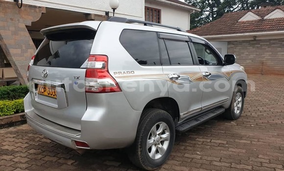 Oofamaa Toyota Land Cruiser Prado Silver Makiinaa iti Nairobi keessatti Nairobi keessatti Oofamaa Toyota Land Cruiser Prado Silver Makiinaa iti Nairobi keessatti Nairobi keessatti