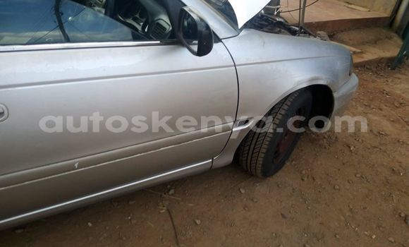 Nunua Ilio tumika Toyota Caldina Fedha Gari ndani ya Nairobi nchini Nairobi