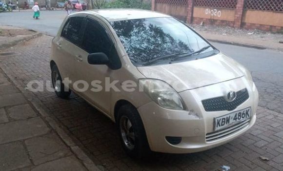 Buy Used Toyota Vitz White Car in Nairobi in Nairobi Buy Used Toyota Vitz White Car in Nairobi in Nairobi