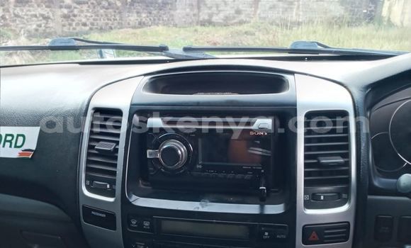 Nunua Ilio tumika Toyota Land Cruiser Prado Fedha Gari ndani ya Nakuru nchini Bonde la Ufafanuzi Nunua Ilio tumika Toyota Land Cruiser Prado Fedha Gari ndani ya Nakuru nchini Bonde la Ufafanuzi