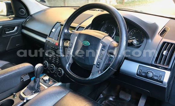 Buy Used Land Rover Defender Black Car in Nairobi in Nairobi Buy Used Land Rover Defender Black Car in Nairobi in Nairobi