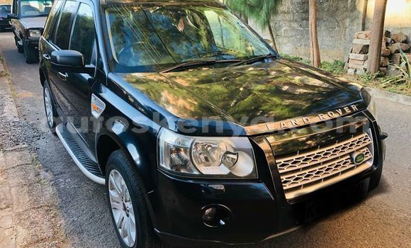 Buy Used Land Rover Defender Black Car in Nairobi in Nairobi Buy Used Land Rover Defender Black Car in Nairobi in Nairobi