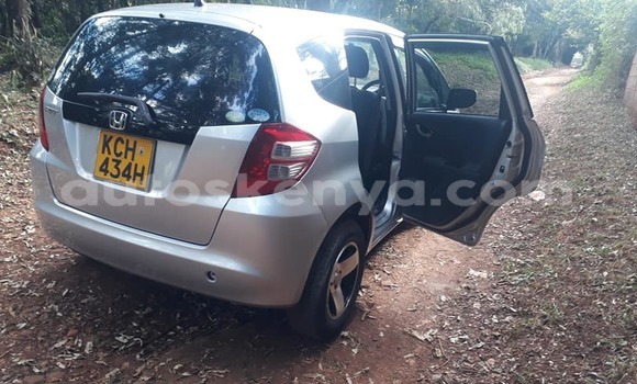 Buy Used Honda Fit Silver Car in Nairobi in Nairobi Buy Used Honda Fit Silver Car in Nairobi in Nairobi