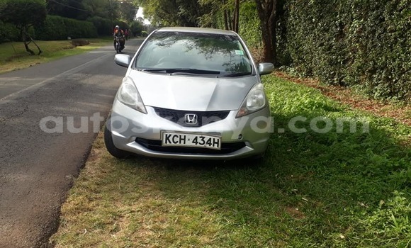 Buy Used Honda Fit Silver Car in Nairobi in Nairobi Buy Used Honda Fit Silver Car in Nairobi in Nairobi