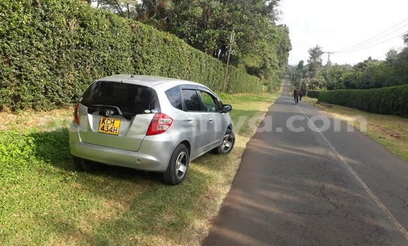 Buy Used Honda Fit Silver Car in Nairobi in Nairobi Buy Used Honda Fit Silver Car in Nairobi in Nairobi