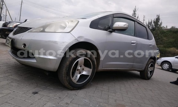 Oofamaa Honda Fit Silver Makiinaa iti Nairobi keessatti Nairobi keessatti Oofamaa Honda Fit Silver Makiinaa iti Nairobi keessatti Nairobi keessatti