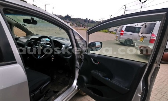 Buy Used Honda Fit Silver Car in Nairobi in Nairobi Buy Used Honda Fit Silver Car in Nairobi in Nairobi