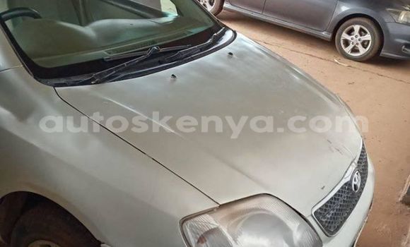 Nunua Ilio tumika Toyota Corolla Fedha Gari ndani ya Nairobi nchini Nairobi