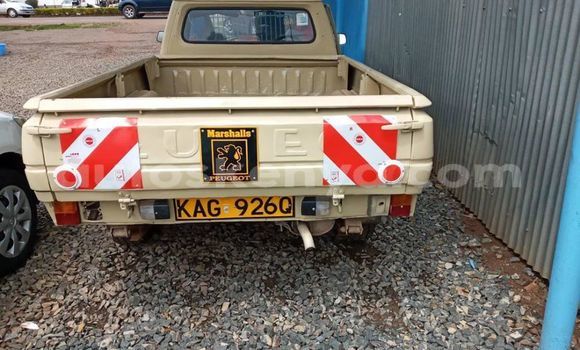 Oofamaa Peugeot 504 Beige Makiinaa iti Nairobi keessatti Nairobi keessatti Oofamaa Peugeot 504 Beige Makiinaa iti Nairobi keessatti Nairobi keessatti
