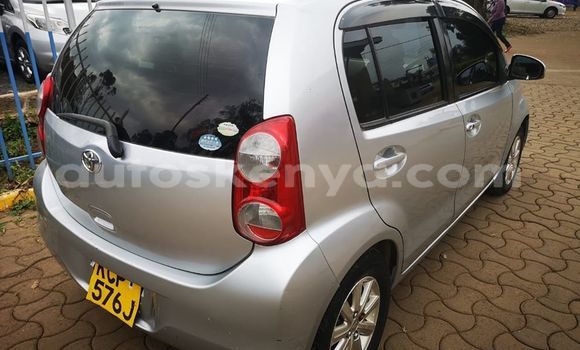Oofamaa Toyota Passo Silver Makiinaa iti Nairobi keessatti Nairobi keessatti Oofamaa Toyota Passo Silver Makiinaa iti Nairobi keessatti Nairobi keessatti