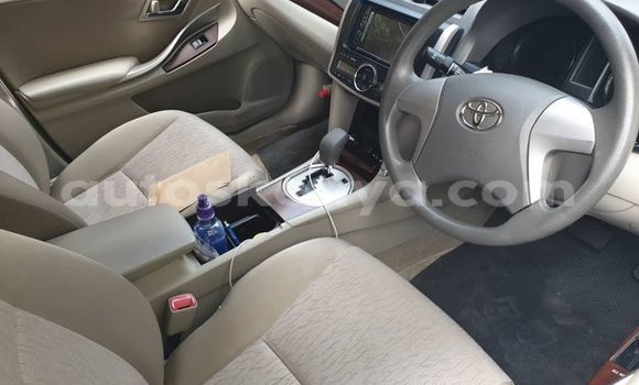 Oofamaa Toyota Allion Silver Makiinaa iti Nairobi keessatti Nairobi keessatti Oofamaa Toyota Allion Silver Makiinaa iti Nairobi keessatti Nairobi keessatti