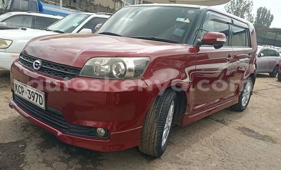 Nunua Ilio tumika Toyota Corolla Rumion Nyekundu Gari ndani ya Nairobi nchini Nairobi