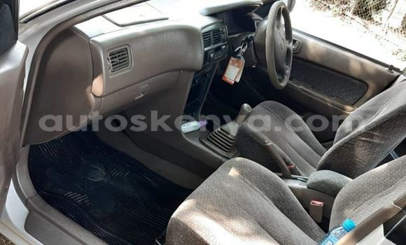 Oofamaa Toyota Corolla Silver Makiinaa iti Nairobi keessatti Nairobi keessatti Oofamaa Toyota Corolla Silver Makiinaa iti Nairobi keessatti Nairobi keessatti