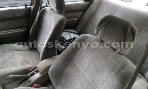 Oofamaa Toyota Corolla White Makiinaa iti Nairobi keessatti Nairobi keessatti Oofamaa Toyota Corolla White Makiinaa iti Nairobi keessatti Nairobi keessatti