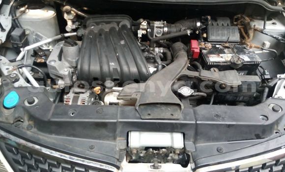 Oofamaa Nissan tiida Silver Makiinaa iti Nairobi keessatti Nairobi keessatti Oofamaa Nissan tiida Silver Makiinaa iti Nairobi keessatti Nairobi keessatti