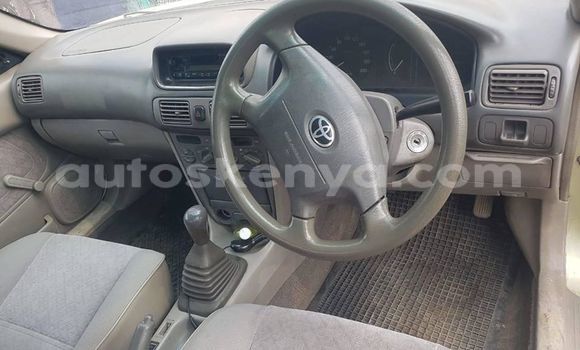 Oofamaa Toyota Corolla Beige Makiinaa iti Nairobi keessatti Nairobi keessatti Oofamaa Toyota Corolla Beige Makiinaa iti Nairobi keessatti Nairobi keessatti