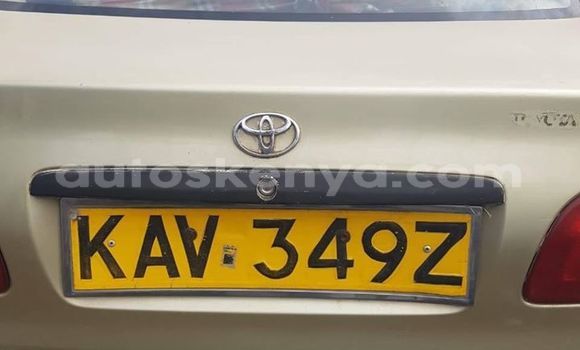 Oofamaa Toyota Corolla Beige Makiinaa iti Nairobi keessatti Nairobi keessatti Oofamaa Toyota Corolla Beige Makiinaa iti Nairobi keessatti Nairobi keessatti