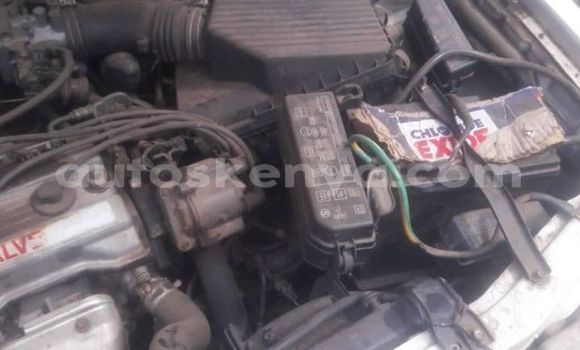 Oofamaa Toyota Carina White Makiinaa iti Nairobi keessatti Nairobi keessatti Oofamaa Toyota Carina White Makiinaa iti Nairobi keessatti Nairobi keessatti