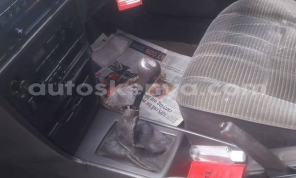 Oofamaa Toyota Carina White Makiinaa iti Nairobi keessatti Nairobi keessatti Oofamaa Toyota Carina White Makiinaa iti Nairobi keessatti Nairobi keessatti