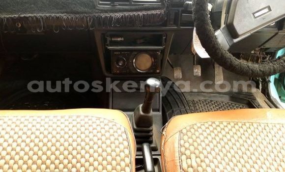 Oofamaa Mazda 323 Blue Makiinaa iti Nairobi keessatti Nairobi keessatti Oofamaa Mazda 323 Blue Makiinaa iti Nairobi keessatti Nairobi keessatti