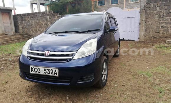 Buy Used Toyota ISIS Blue Car in Nairobi in Nairobi