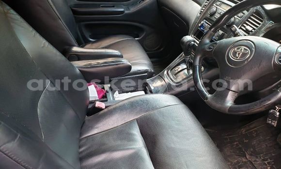 Oofamaa Toyota Kluger Blue Makiinaa iti Nairobi keessatti Nairobi keessatti Oofamaa Toyota Kluger Blue Makiinaa iti Nairobi keessatti Nairobi keessatti