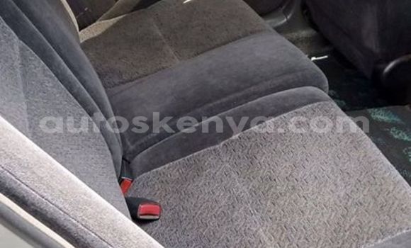 Oofamaa Toyota Caldina Silver Makiinaa iti Nairobi keessatti Nairobi keessatti Oofamaa Toyota Caldina Silver Makiinaa iti Nairobi keessatti Nairobi keessatti